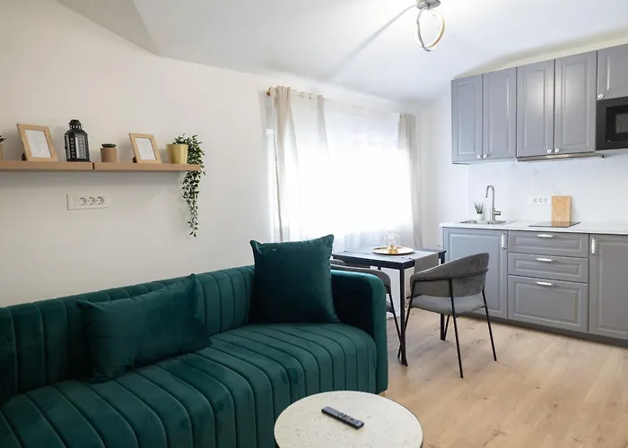 Zagreb City Center Apartments Lux