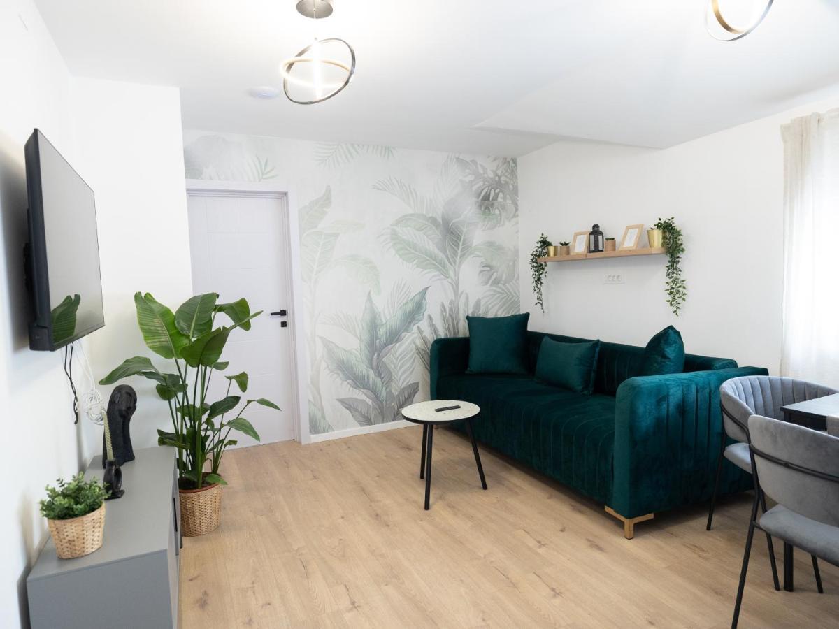Apartment Center Lux *