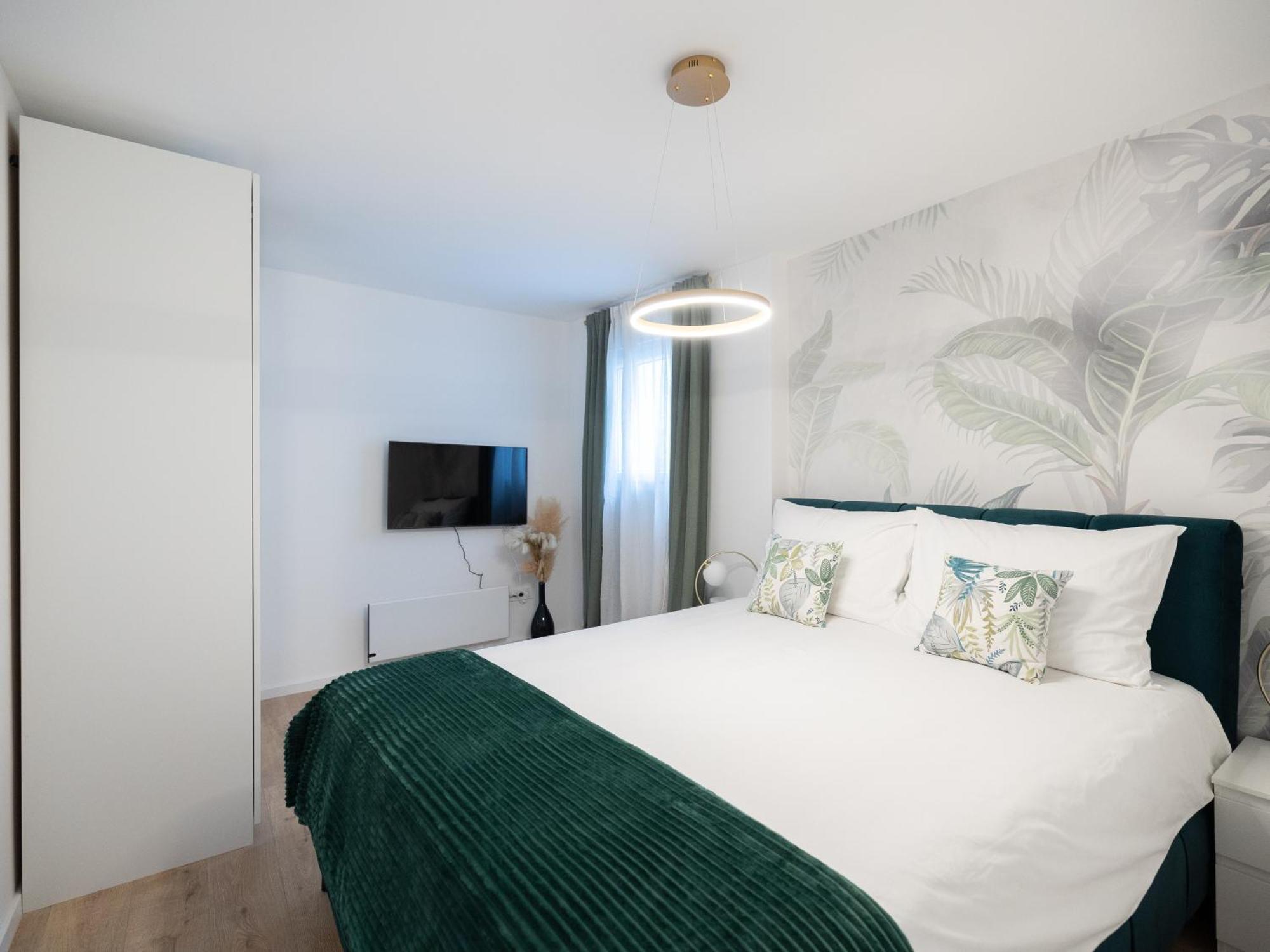 Center Lux Apartment *